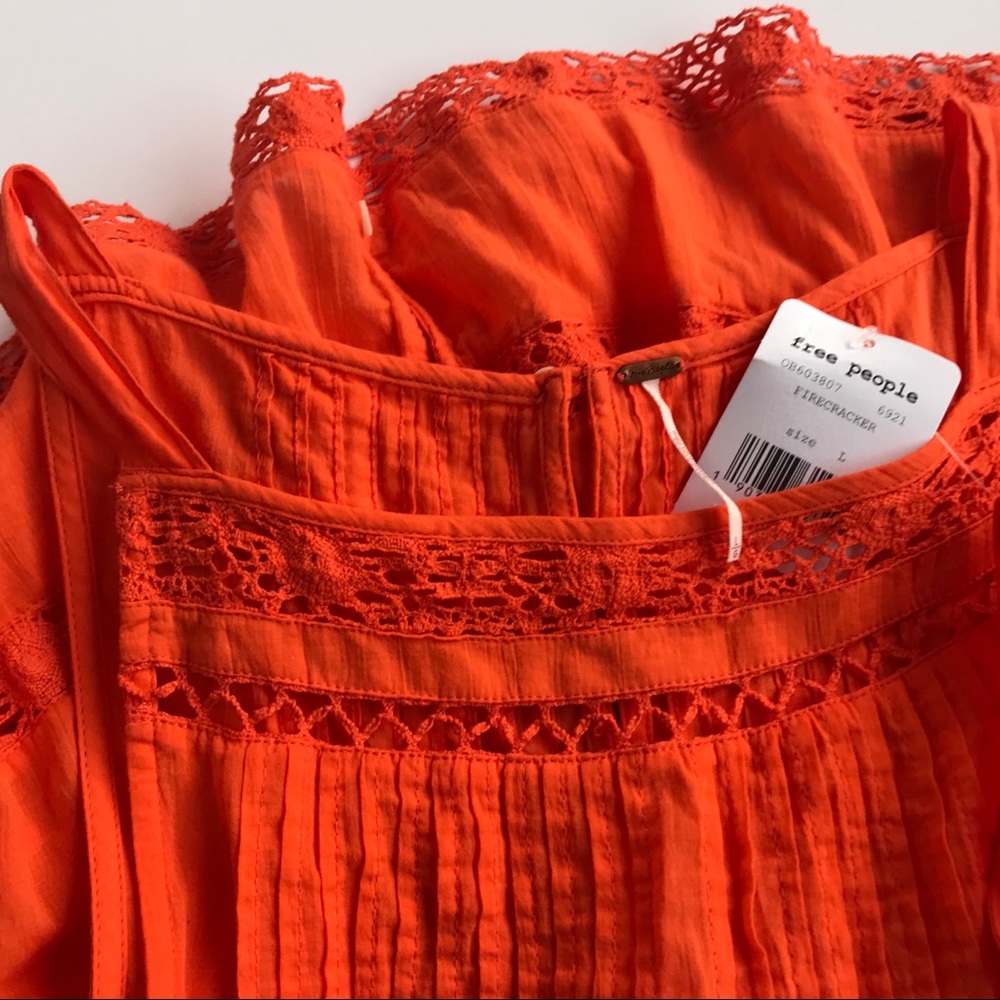 NEW Free People Crush Top Crochet Hem Size Large - Picture 6 of 8